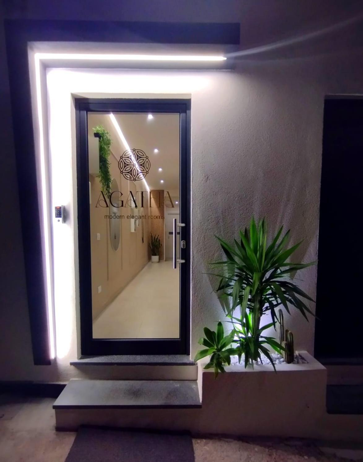 Agatha Modern Elegant Rooms SantʼAgata di Militello Exteriör bild